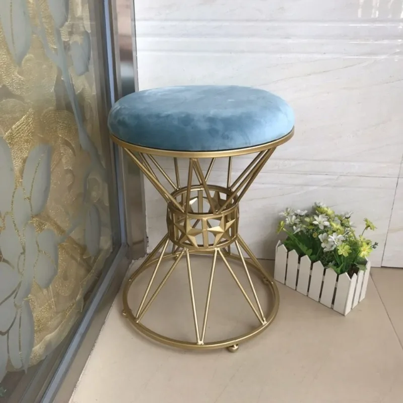 

Modern Simple Luxury Dressing Stool Girl Ins Cosmetic Chair Golden Household Round Stool Bedroom Creative Stools Ottomans Vanity