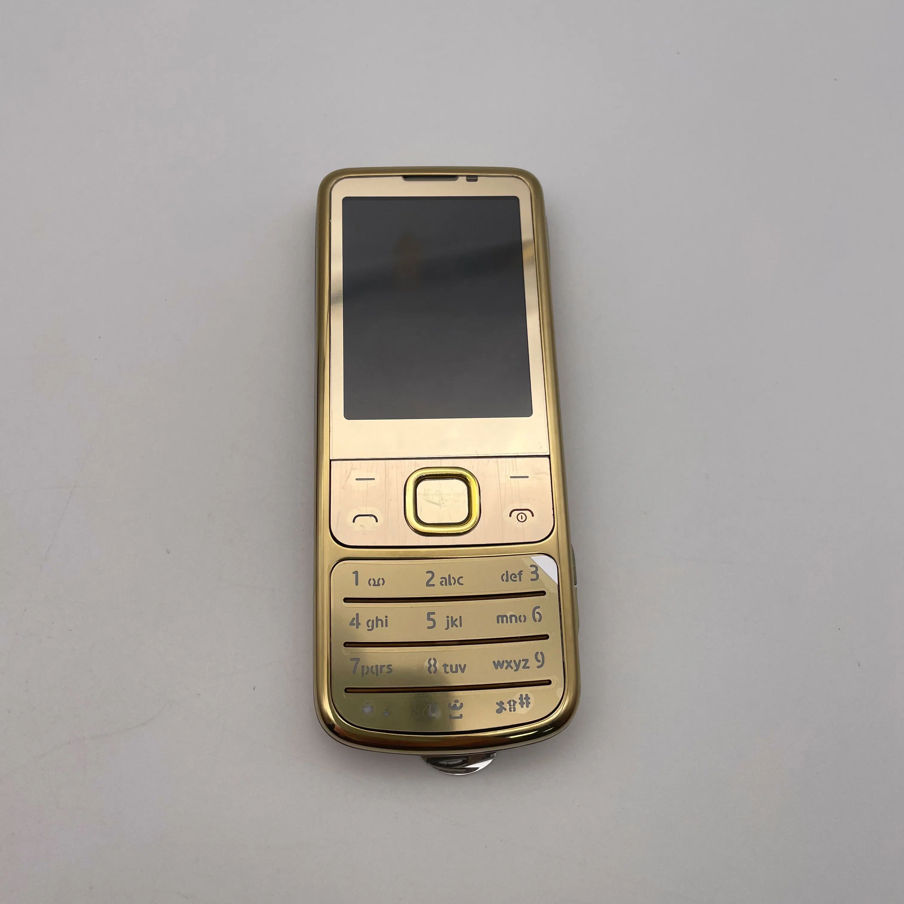 الأصلي مقفلة 6700C 6700 الكلاسيكية واحدة Sim GSM 900/1800 2G/3G الهاتف المحمول لوحة المفاتيح العربية الروسية المصنوعة في فنلندا