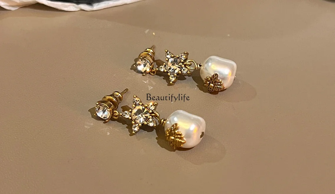 Pearl Earrings for Women, High-Grade, Light, Luxury, Minority Eardrops, Design Sense