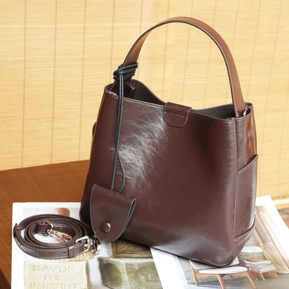 Casual Women Genuine Leather Handbag 2026 New Oilwax Cow Leather Tote Bag Fashion Ladies Shoulder or Crossbody Bags