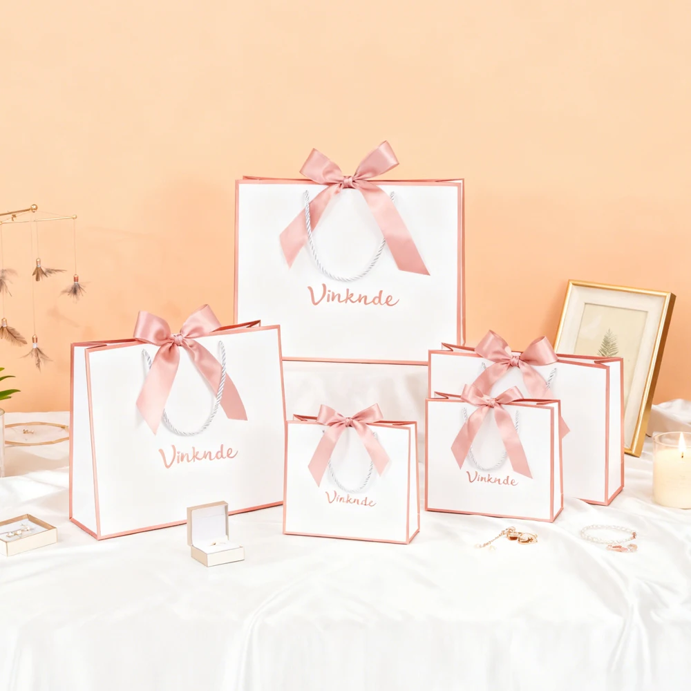 

50 упаковок, роскошные подарочные бумажные пакеты с логотипом, черный, розовый, дизайн ручной работы с ручками для одежды, ювелирных изделий, косметического дисплея