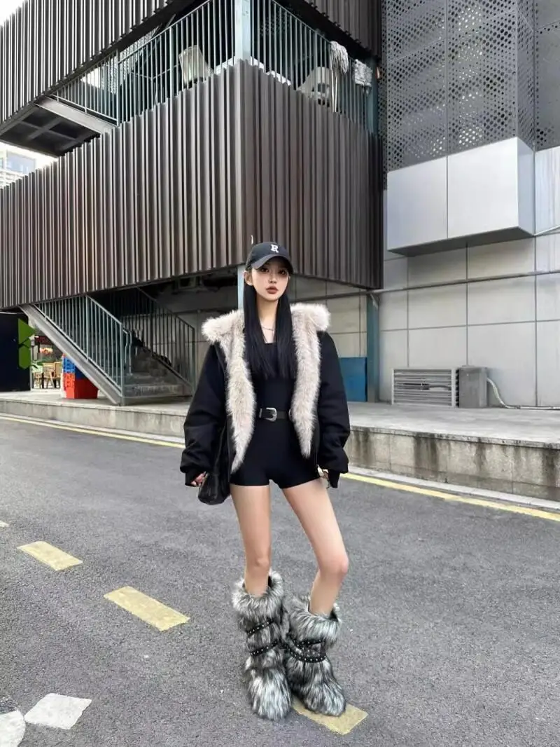 معطف أسود حلو ولكن رائع للنساء شتاء موديل جديد مبطن سميك مقنع تصميم مبطن بالقطن سترة أنيقة عصرية