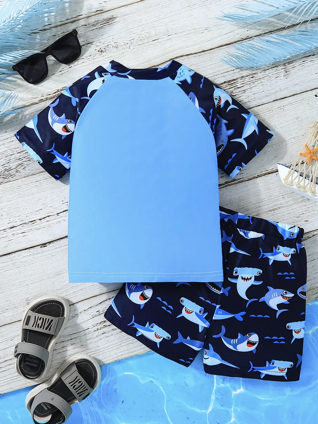 2pcs Summer Baby Boys Shark Surf Rash Guard Set, Raglan Short Sleeve Top + Printed Swim Shorts, Cool Beach Style, Pool/Beach Wea