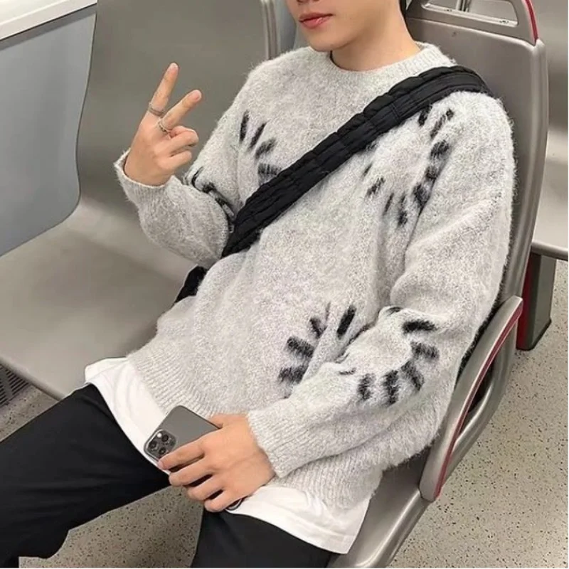 

New American Retro Round Neck Long-sleeved Knitted Sweater Men and Women in Autumn and Winter