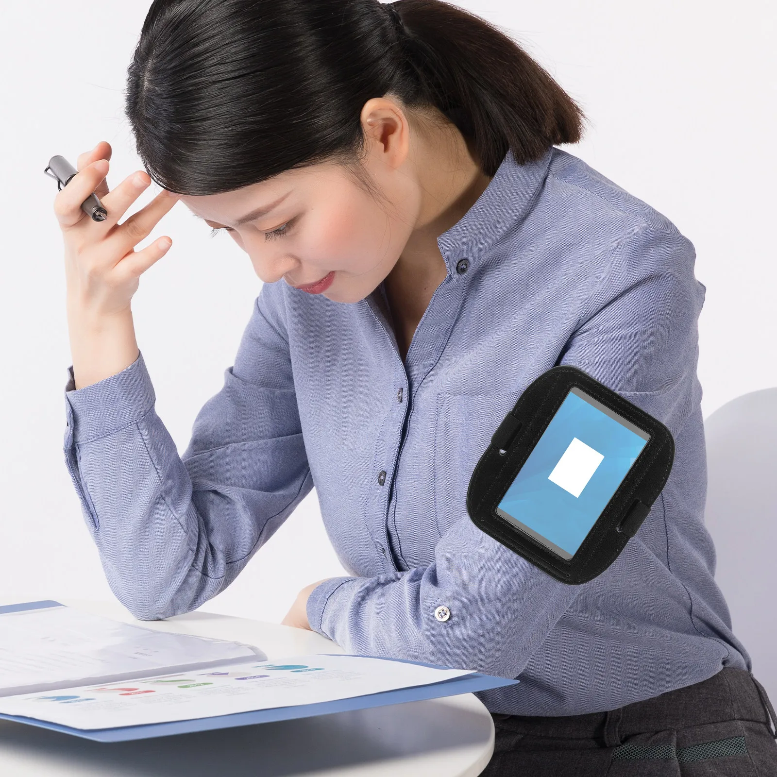 

Horizontal Waterproof Arm Card Holder for Id Name Tags Badge Storage - Transparent Plastic Armband Id Card Holder Outdoor Work