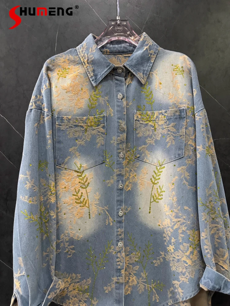 

Женские джинсовые рубашки-куртки с длинным рукавом, жаккардовым узором «Листья с горячими стразами», модные, свободные, комфортные, весна-осень 2026