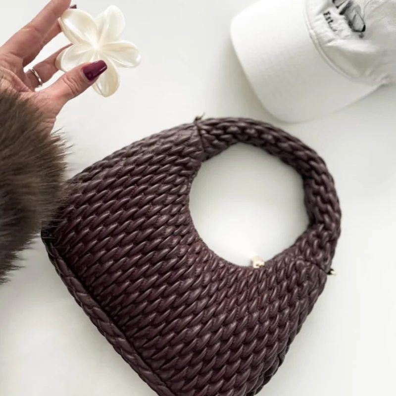 

Women's Fashionable Quilted Crossbody Bag, Small Tote Ladies Luxury Design Handbags, Solid Color Simple Shoulder Bag