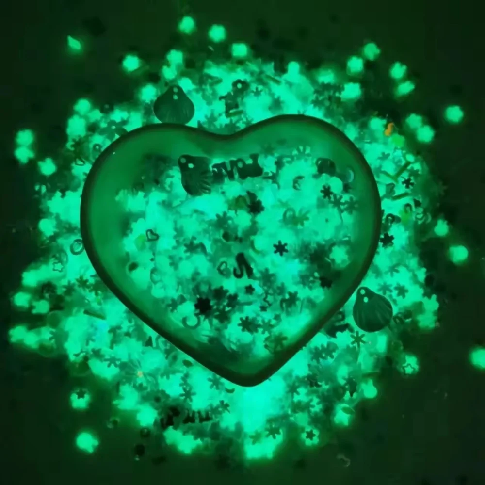 Świecący brokat do paznokci cekiny glina polimerowa mieszany kwiat brokat cekiny fluorescencyjne płatki świecące w zdobieniu paznokci Manicure Decor