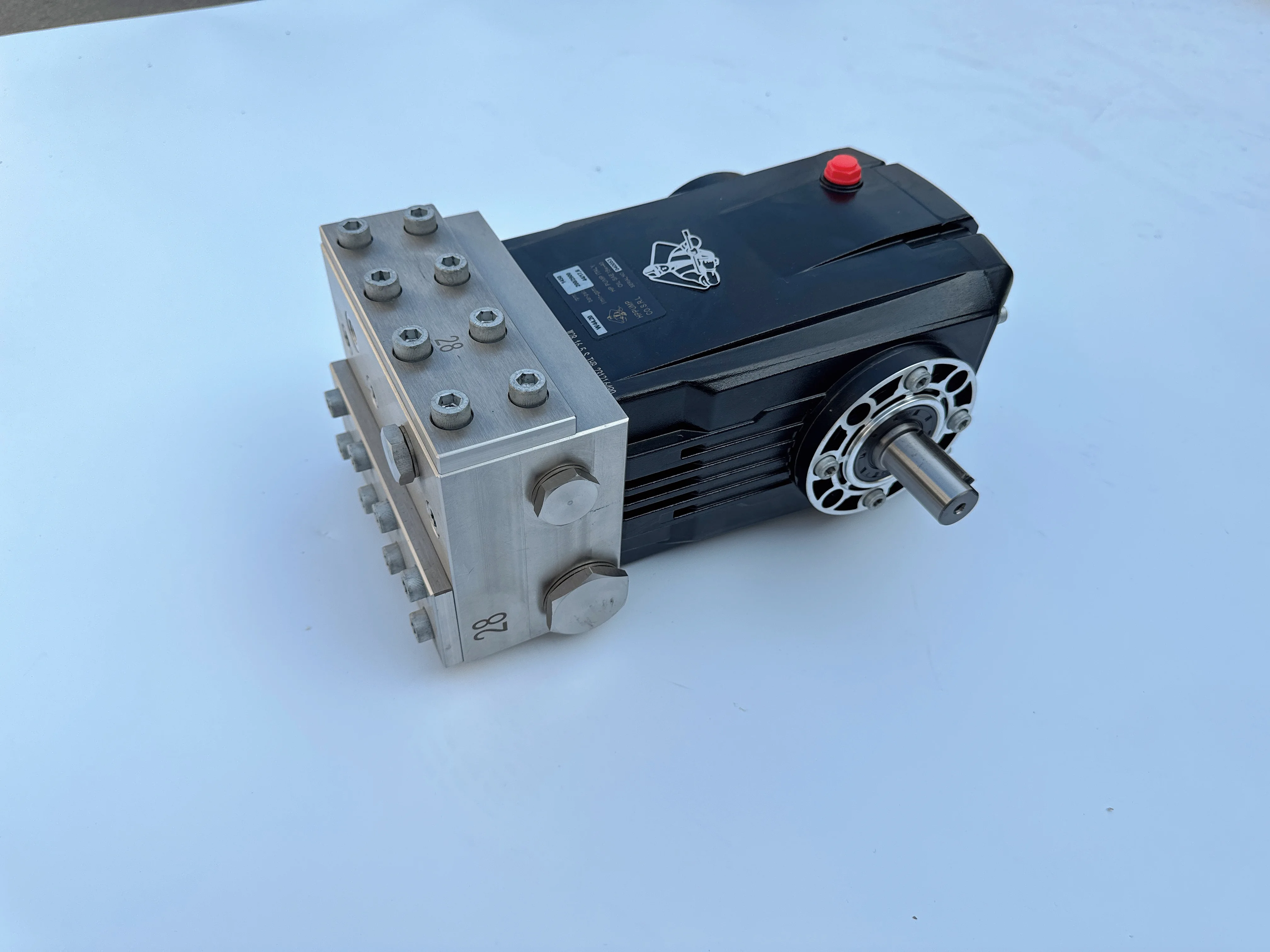 مورد مضخة صناعية موثوقة ومتينة 1450 دورة في الدقيقة 44-56 لتر في الدقيقة مضخة تنظيف ضغط المياه العالية