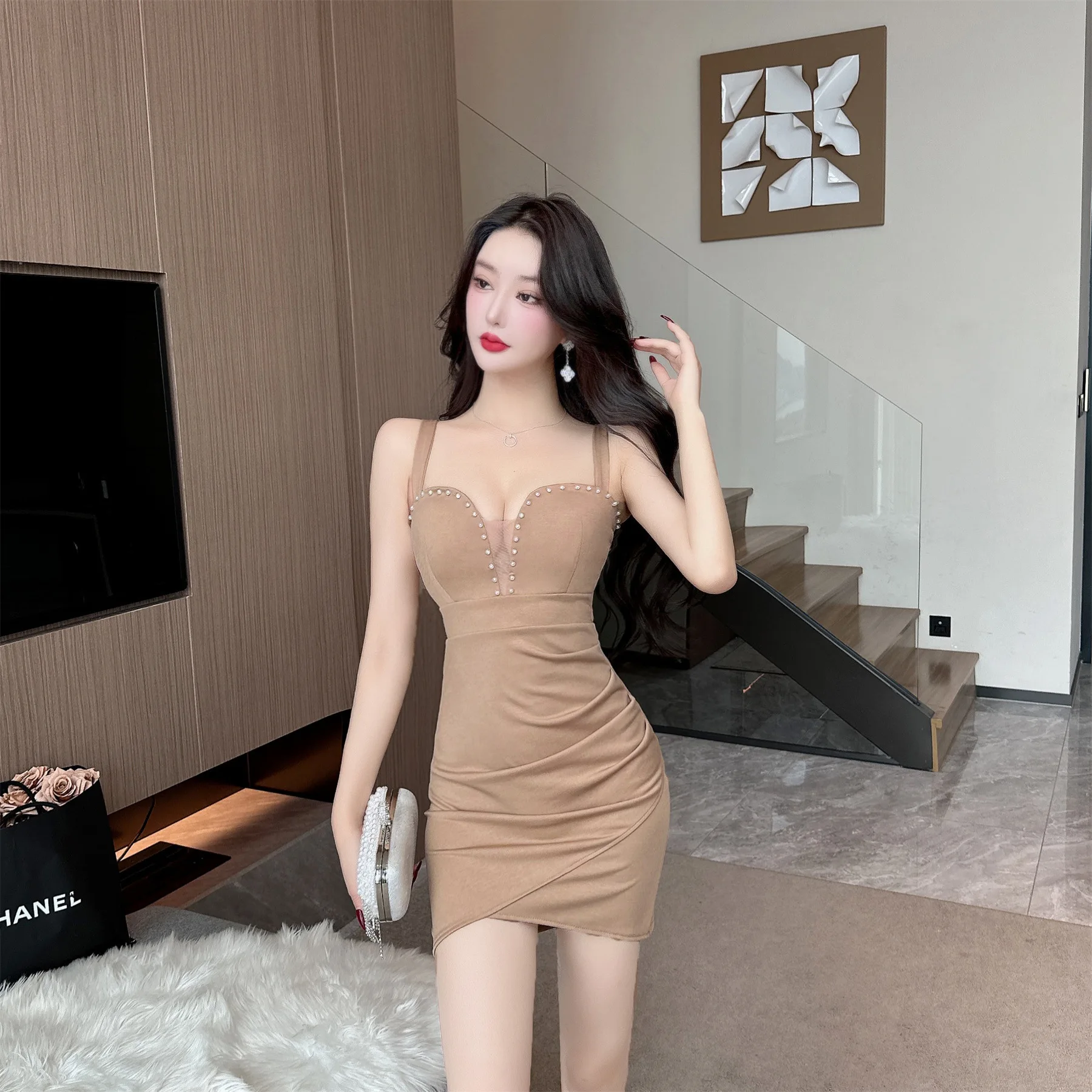 Sexy Pure Low-Cut Mesh Splicing Beads Tight-Fitting Cinched Hip Spaghetti Straps Irregular Base Dress