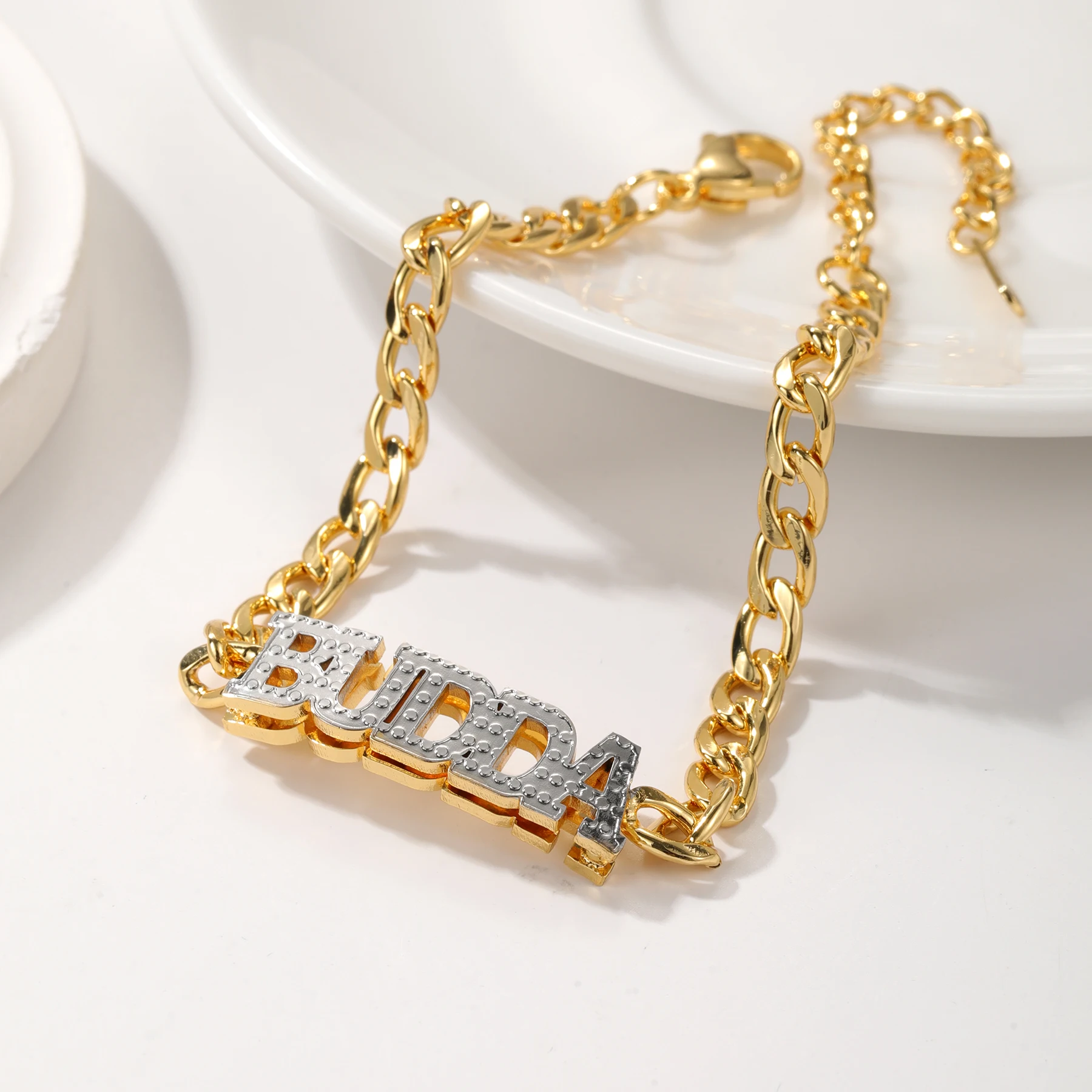 Personalisierte Namensarmbänder 18K Vergoldet Individuelles Edelstahl Zweifarbiges Kubanisches Kettenarmband Schmuckgeschenk für Frauen – Detail 8