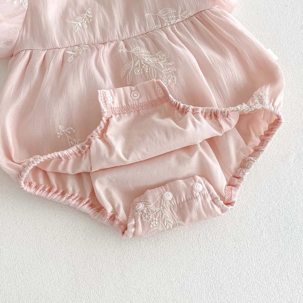 بذلة صيفية جديدة للفتيات الصغيرات بذلة قطنية مطرزة بأكمام فقاعية لطيفة، ملابس أطفال مريحة مناسبة لعمر 0-2 سنة #6