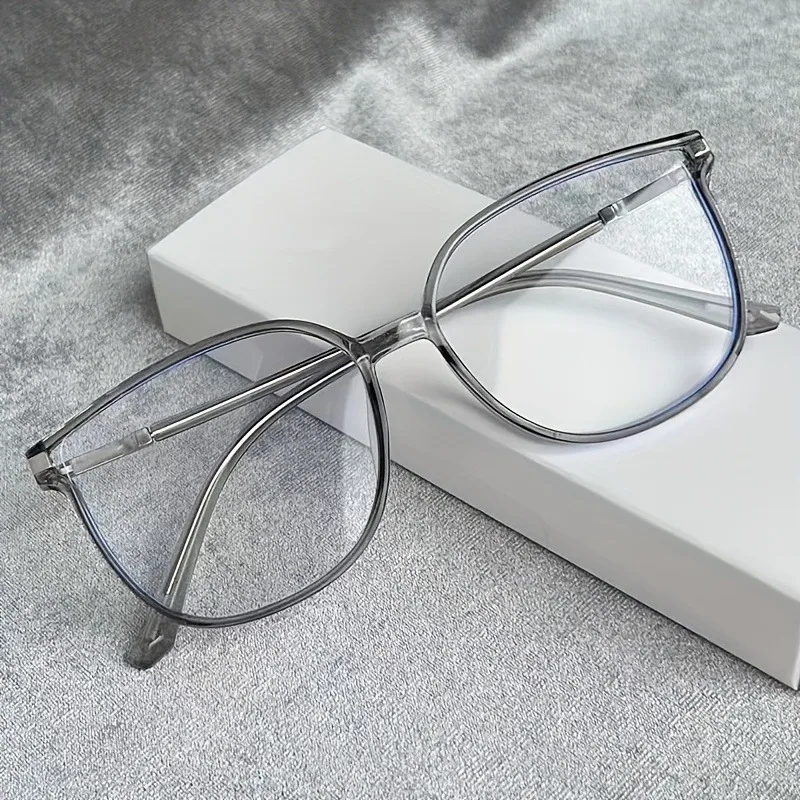 Large Frame Ultra Light Cat Eye Frame for Both Men and Women, Fashionable and Trendy Anti Blue Light Glasses