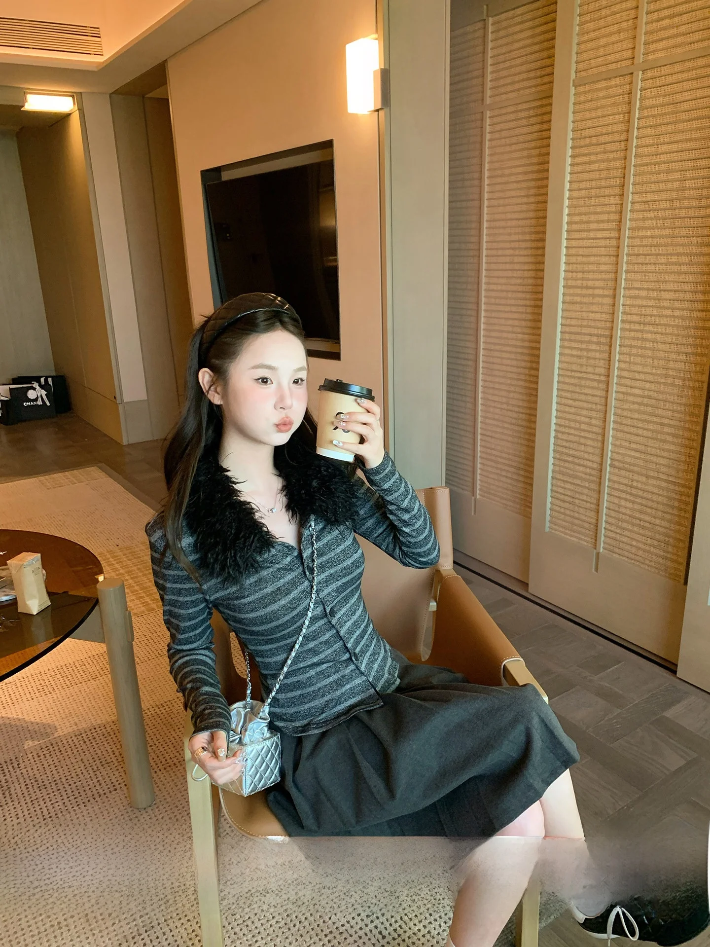 

Женский кардиган ANNE OP Lazy Stripe Knitwear, приталенный, мягкий, весенний, повседневный, с длинными рукавами, на пуговицах, из смесового полиэстера