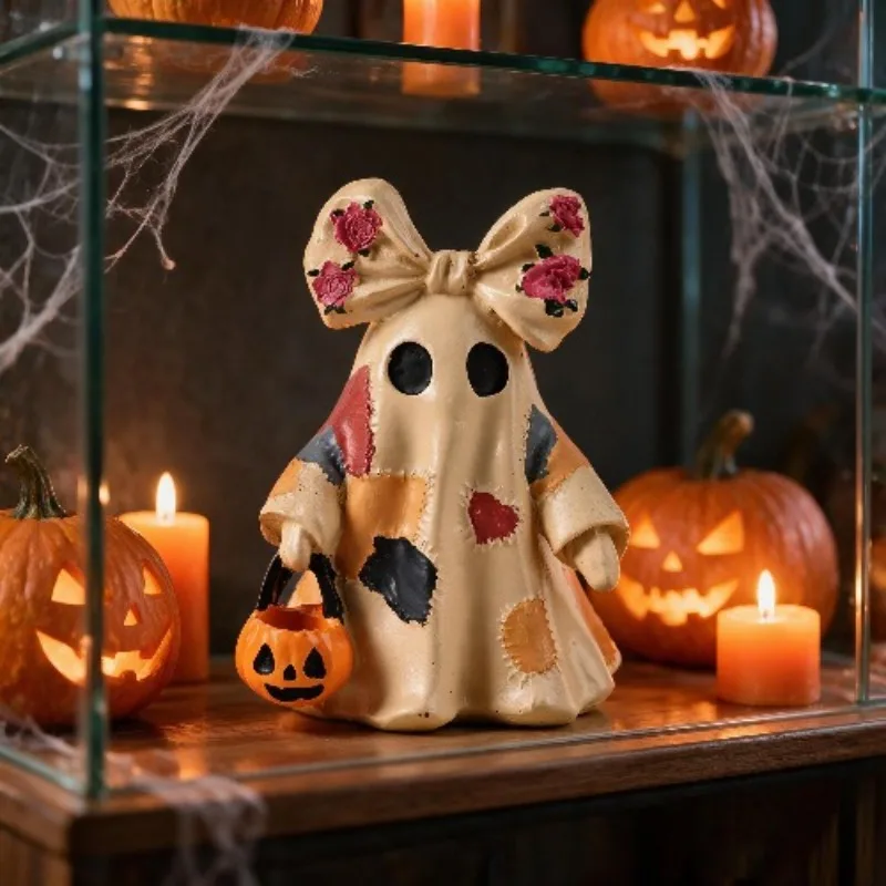 Halloween Patchwork Ghost Ornament, Spooky Ghost Figurine, Home Desktop Decor for Halloween Party Decoration