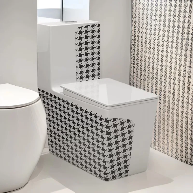 Qiandongge Round One-piece Toilet Straight Flush Ceramic Toilet Black Square Toilet