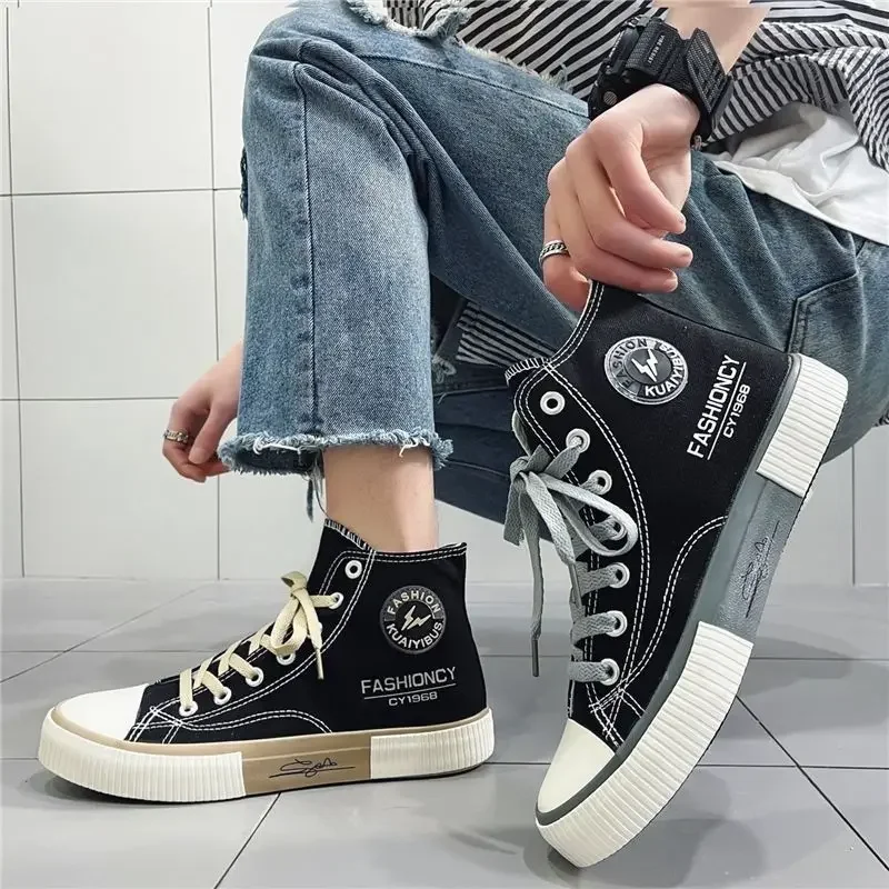 

Men's 2025 New High Top Canvas Skate Shoes Summer Breathable Lace Up Casual Versatile Cloth Shoes Teen Wear Comfortable Classic