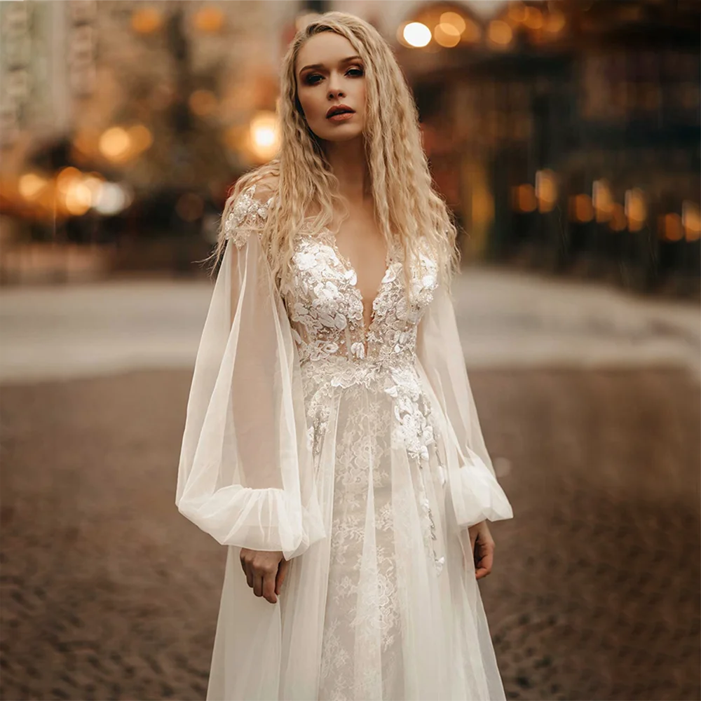 Lovefur s-Robe de mariée à manches bouffantes à col en V, appliques de dentelle A-ligne, robe de mariée dos nu moderne, train de balayage en tulle