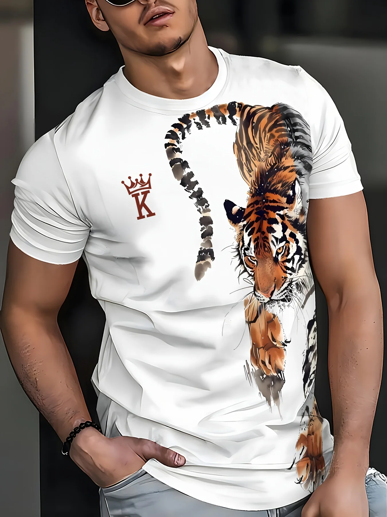 Men Short Sleeve T‑Shirt Ink Wash Tiger King Crown Wild Animal Art Crew Neck Casual Tops