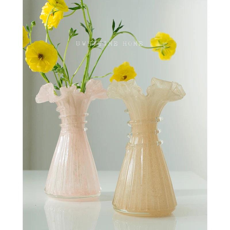 

French retro Fenton pleated mouth desktop small vase ins home flower arrangement floral soft decoration ornament