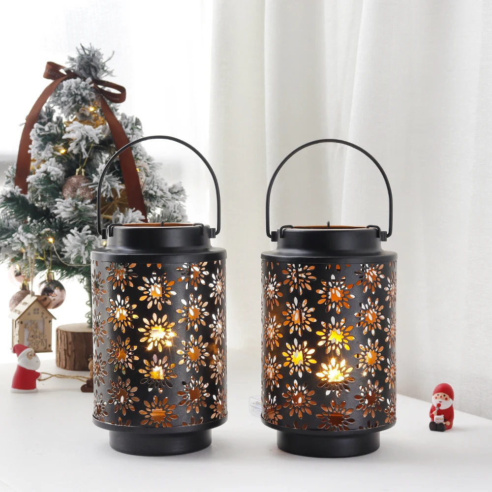 2Pcs Flower Pattern Candle Holder Vintage Iron Lanterns with Handle Table Candlestick Wedding Home Decor Lighting No Candles