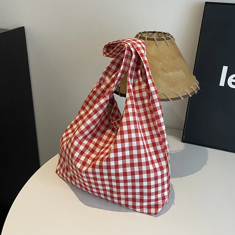 

Hot Selling Canvas Plaid Fashionable Tote Bag 2026 New Personalized Design Versatile Commuting Women's Shoulder Bag