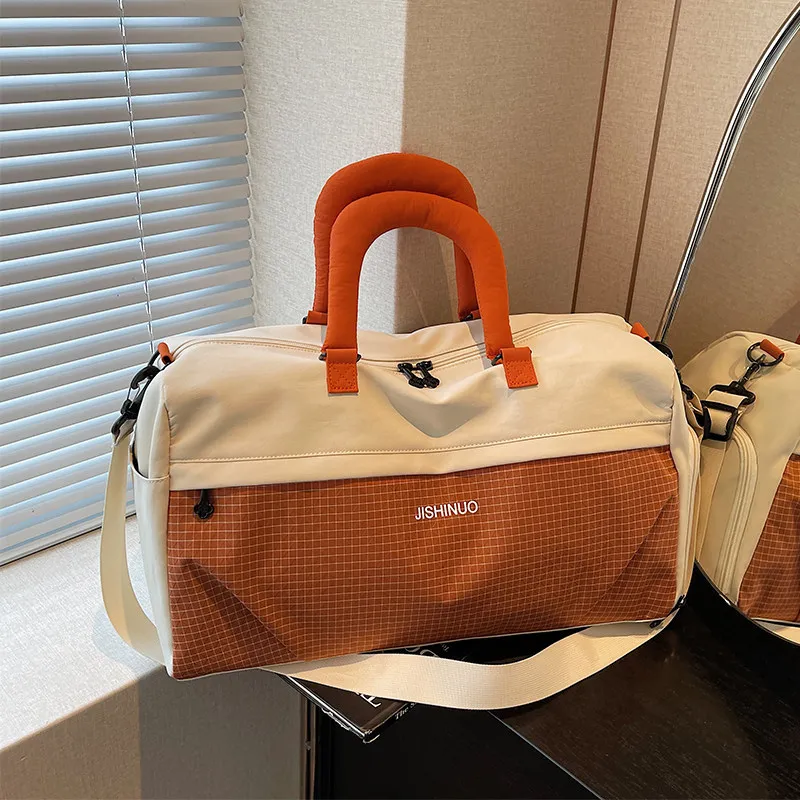 women's-swimming-bag-large-capacity-fitness-travel-bag-wet-and-dry-separation-lightweight-high-aesthetic-value-bag-for-travel