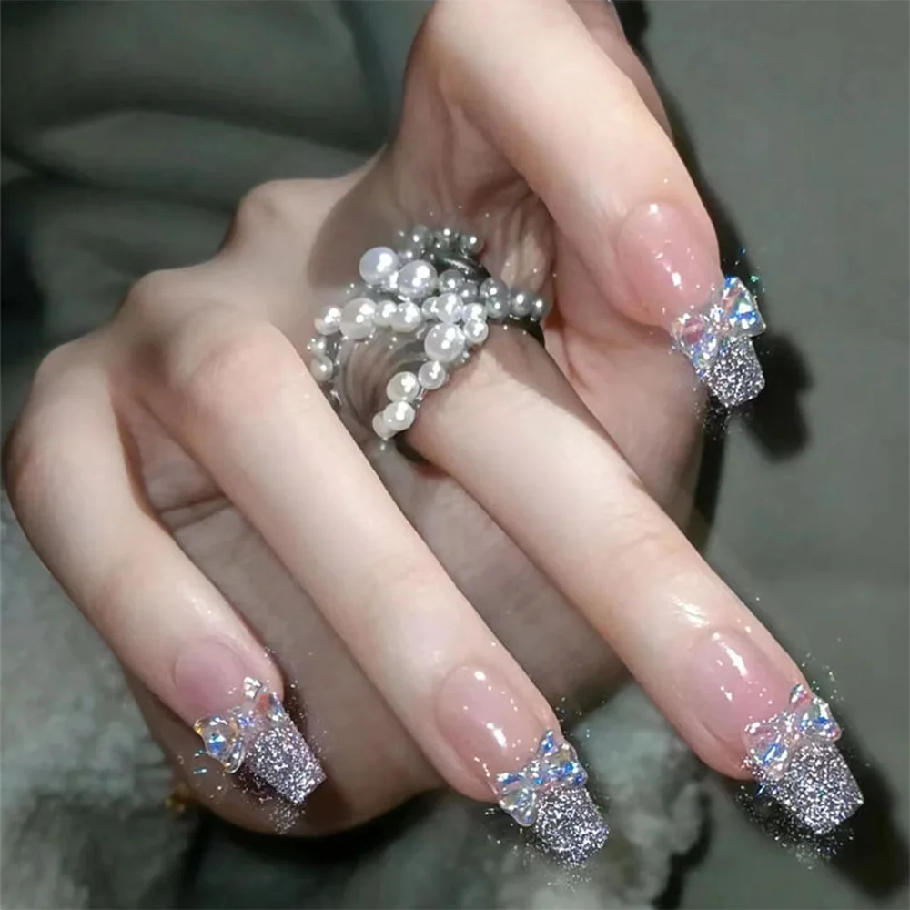 

（Handmade Manicures)10PCS Mid-length Trapezoidal Sparkle Diamond Bungee Popping Small Fresh Fairy Bow Detachable Fake Nail Patch