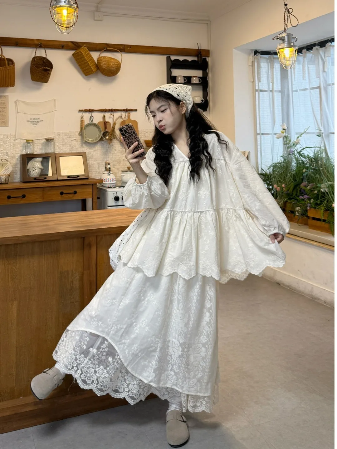 

Женская юбка миди больших размеров с нежной кружевной отделкой и вышивкой, длинными рукавами, высокой талией и пэчворком, новинка весна-лето