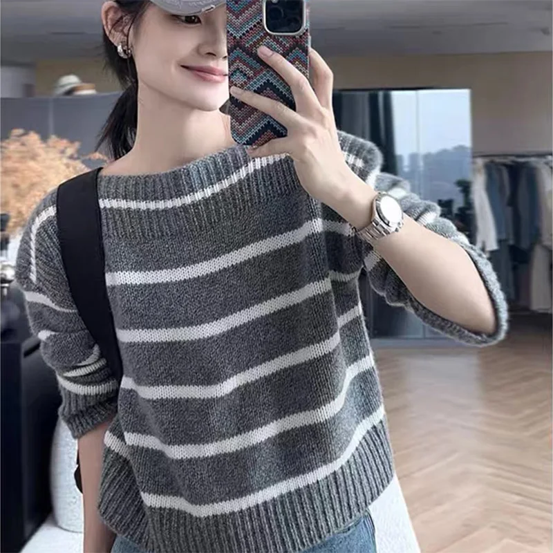 High-end cashmere sweater women's retro color-blocking striped one-neck short sweater loose knitted base layer