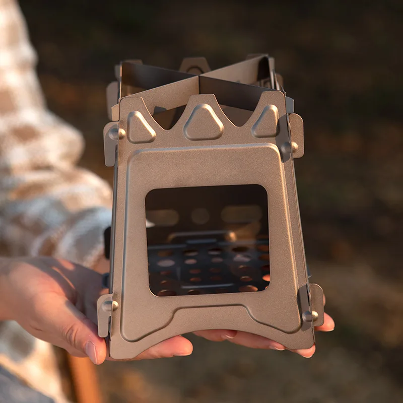 

Outdoor pure titanium firewood stove Portable simple stove Camping barbecue Windproof heating Ultra light titanium stove
