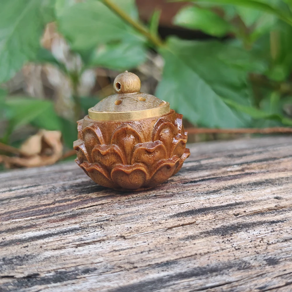 0.9 Inch Wooden Lotus Leaf Sachet Ornament Suitable for Christmas Gifts, Birthday Gifts, Creative Desktop Decorations, Halloween Decorations, Housewarming Gifts, Gifts for Best Friends, Fireplace Decorations