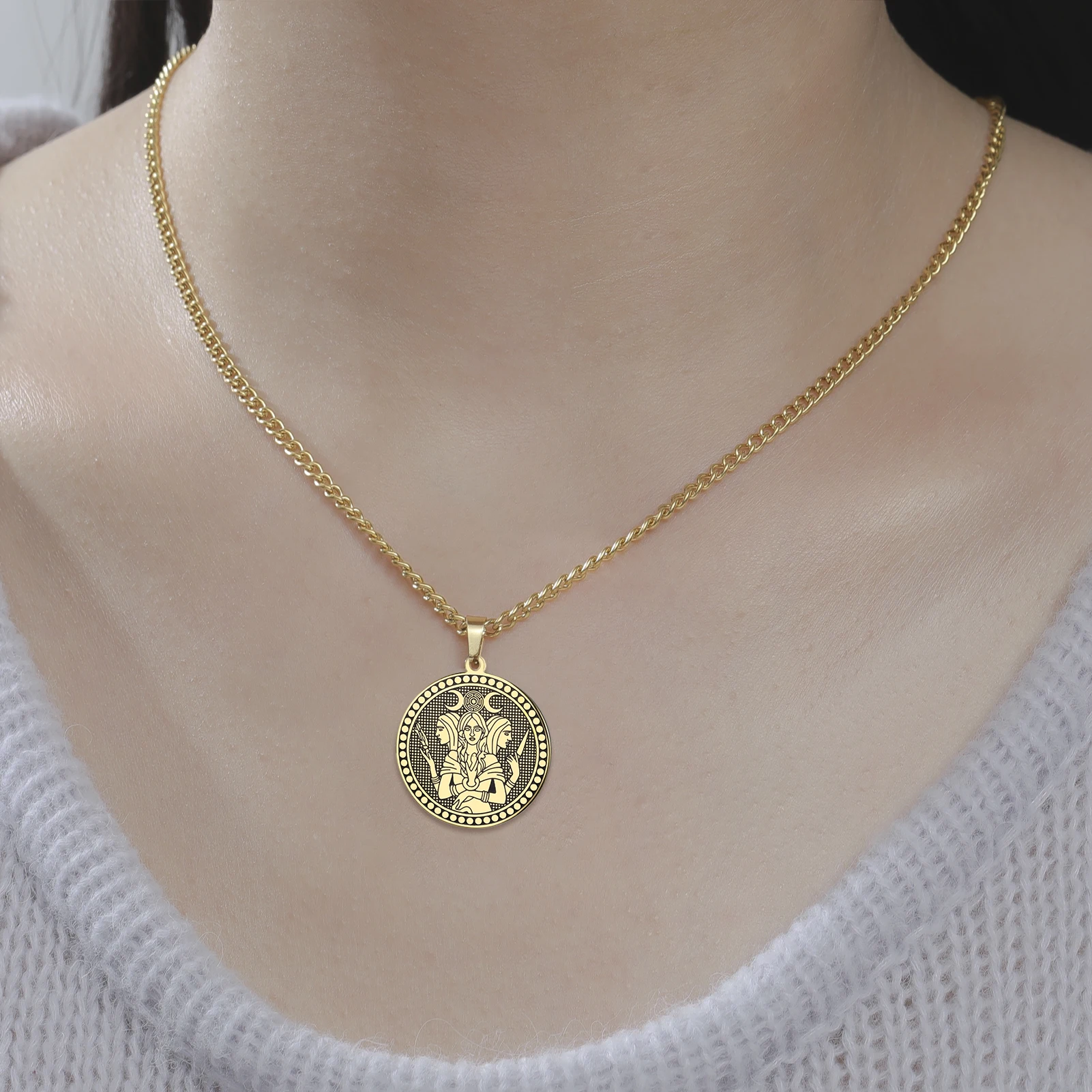 Kkjoy Hecate Triple Moon Goddess Anhänger-Halskette, Edelstahl, Hexerei-Amulett, Kette, okkulter Schmuck, Geschenk für Männer und Frauen – Detail 4