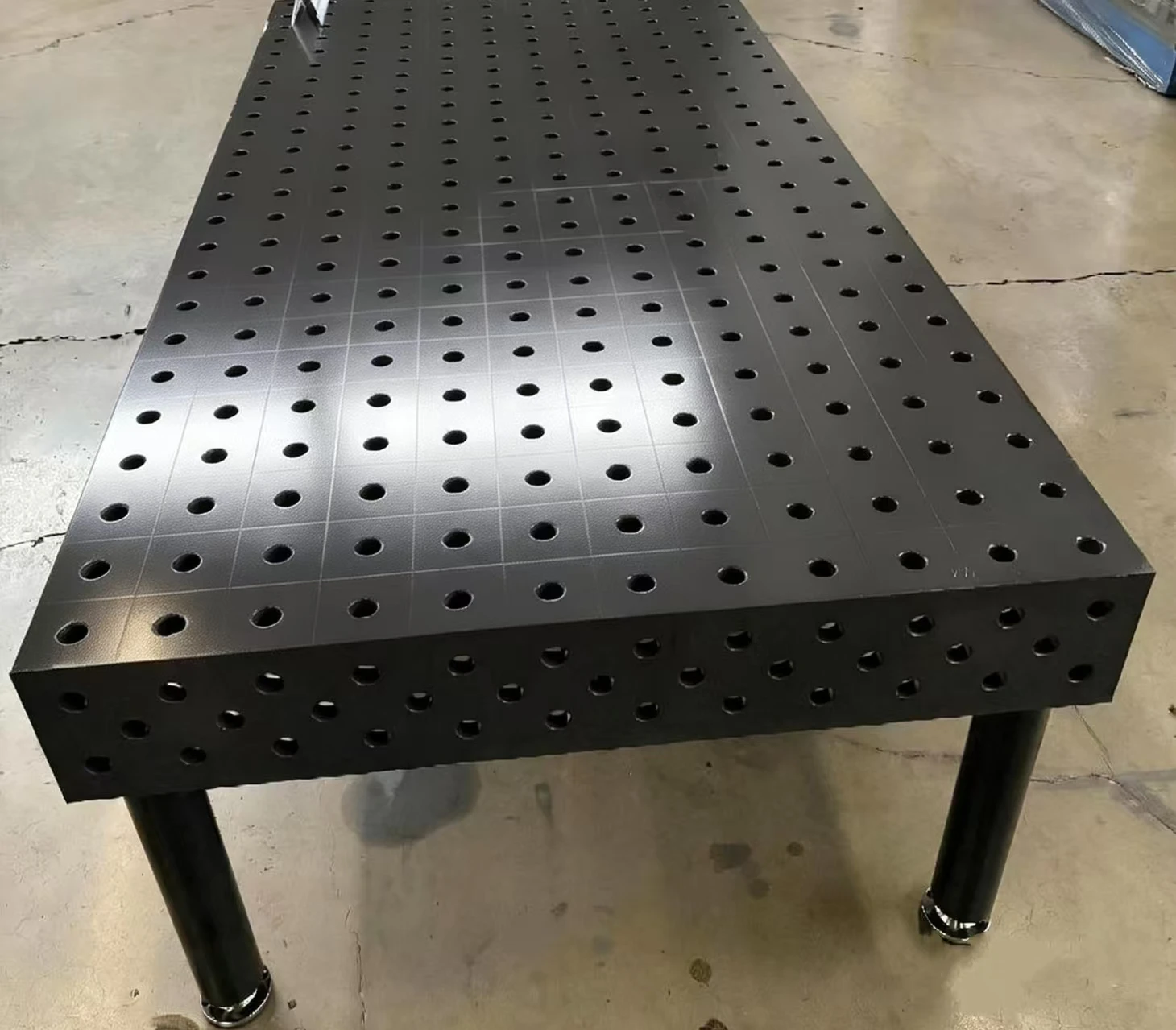 High-quality Cast Iron Three-dimensional Welding Workbench, Adjus Welding Can Be Customized