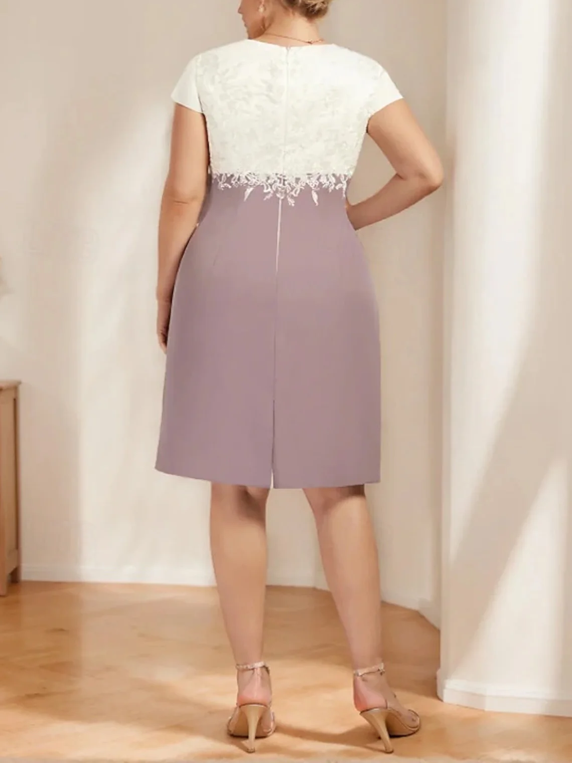 أنيقة قطعتين من الشيفون الساتان الرسمي جوهرة الرقبة طول الركبة 3/4 كم يزين فستان Quinceanera 2025 مخصص مجاني