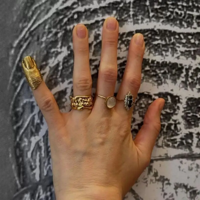Irregular Texture Knuckle Rings Set Minimalist Golden Jewelry for Women Layered Stackable Ring for Office or Events