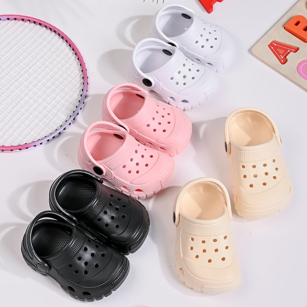 Summer Slippers for Boys & Girls - Cute Hole Design Sandals Indoor & Outdoor Non-Slip Casual Beach Shoes for Children