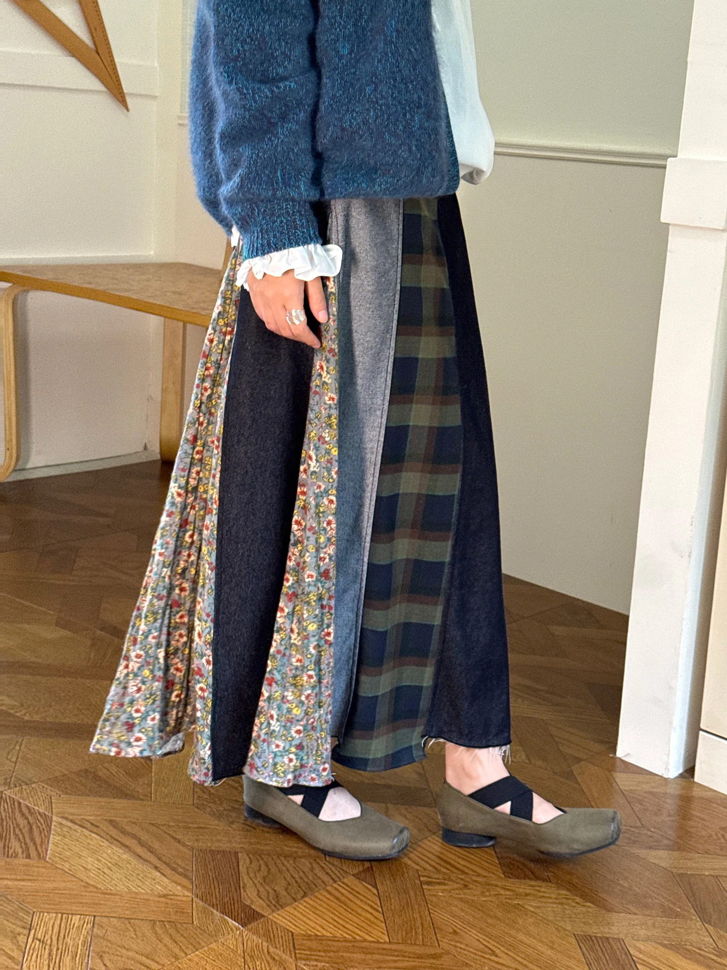 

Artistic Vintage High Waist Asymmetrical Patchwork Floral Denim Skirt Ci Commute Casual Cotton Blend Zipper Closure Skirt