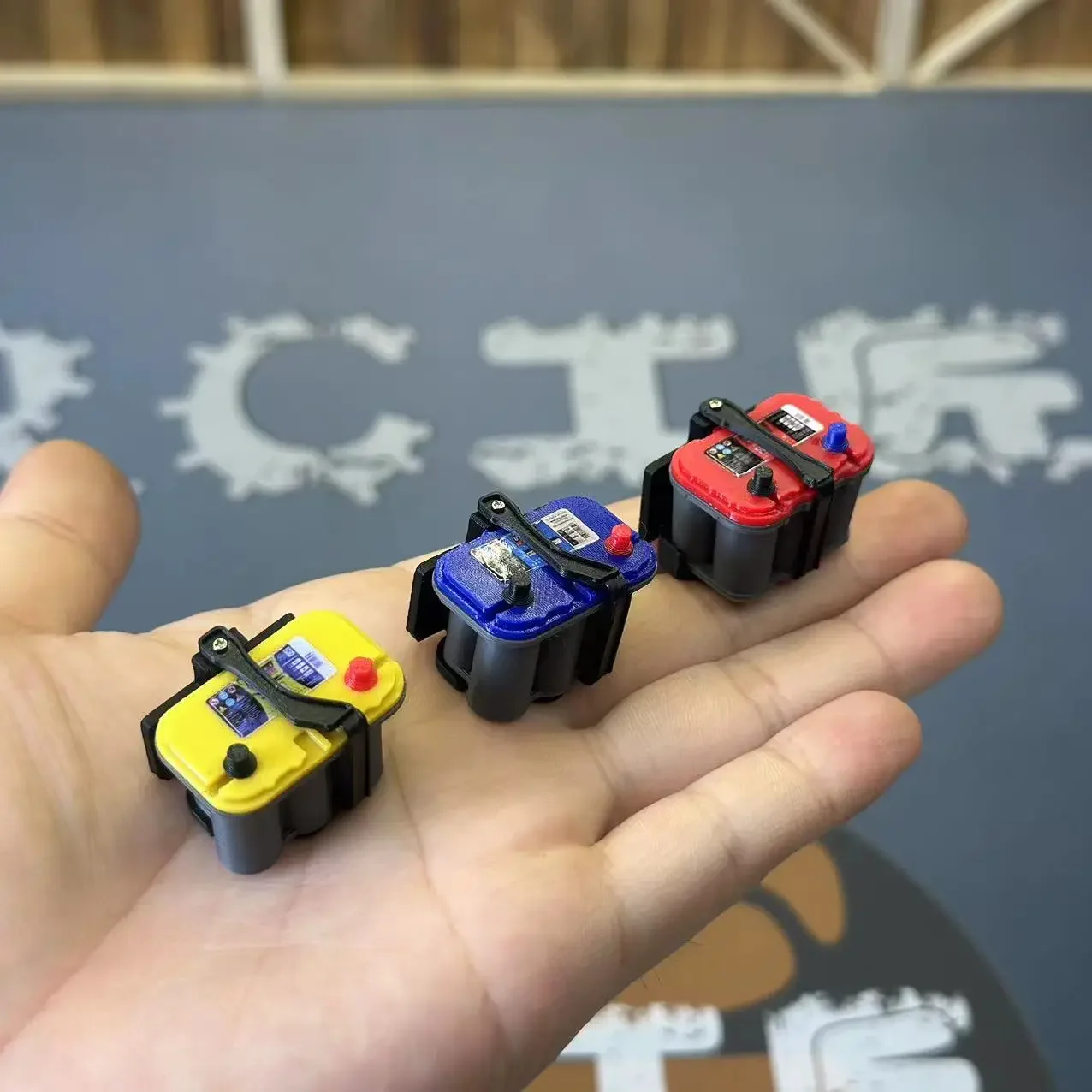 RC Simulato Mini Auto Motore di Stoccaggio Elettrico per 1/10 RC Crawler Auto Traxxas TRX4 SCX10 TRX6 Accessori