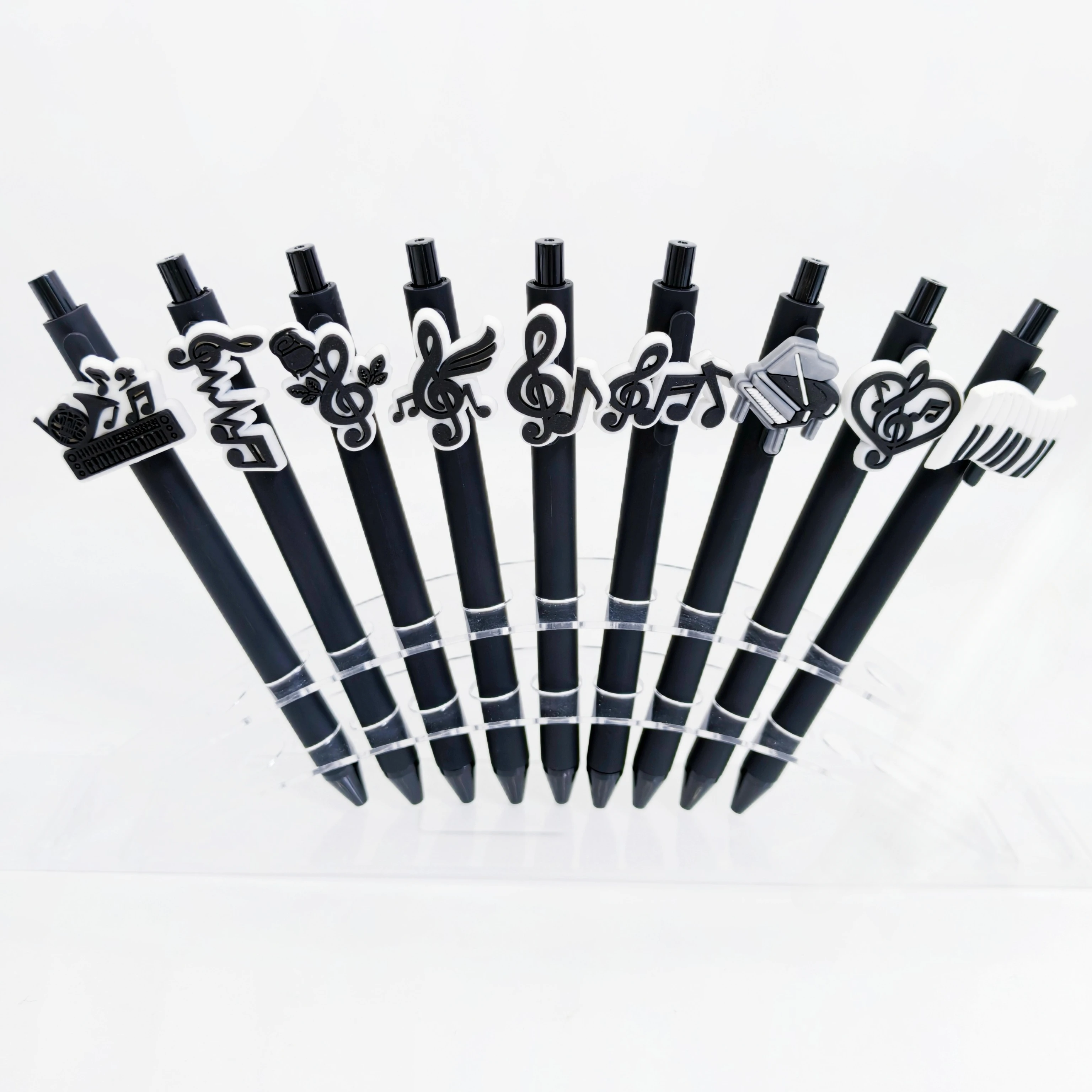 עטים למנגנת