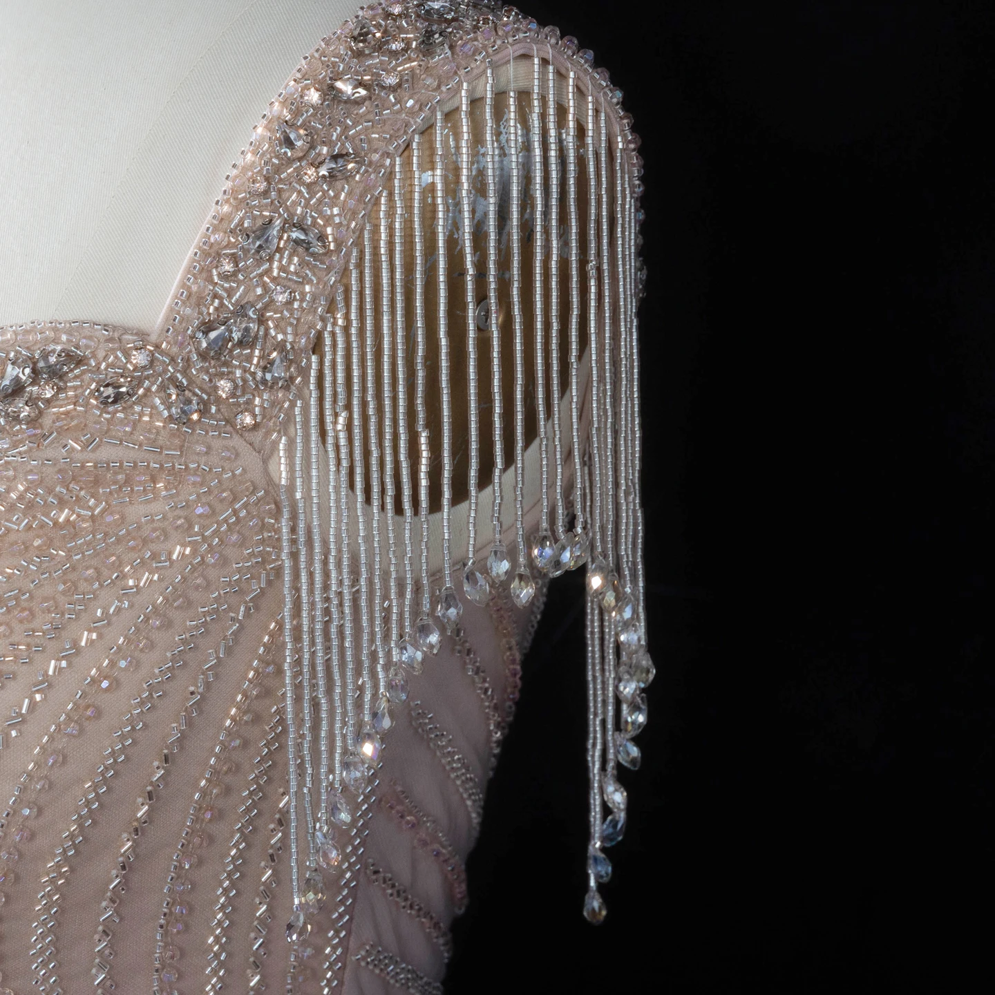 Sharon Said Abendkleid Glamouröses Grünes Tüllkleid mit Perlen und Quasten, Sweetheart-Ausschnitt, Luxuriöses Dubai-Formelles Hochzeits- und Partykleid SS103 Maßanfertigung – Detail 40