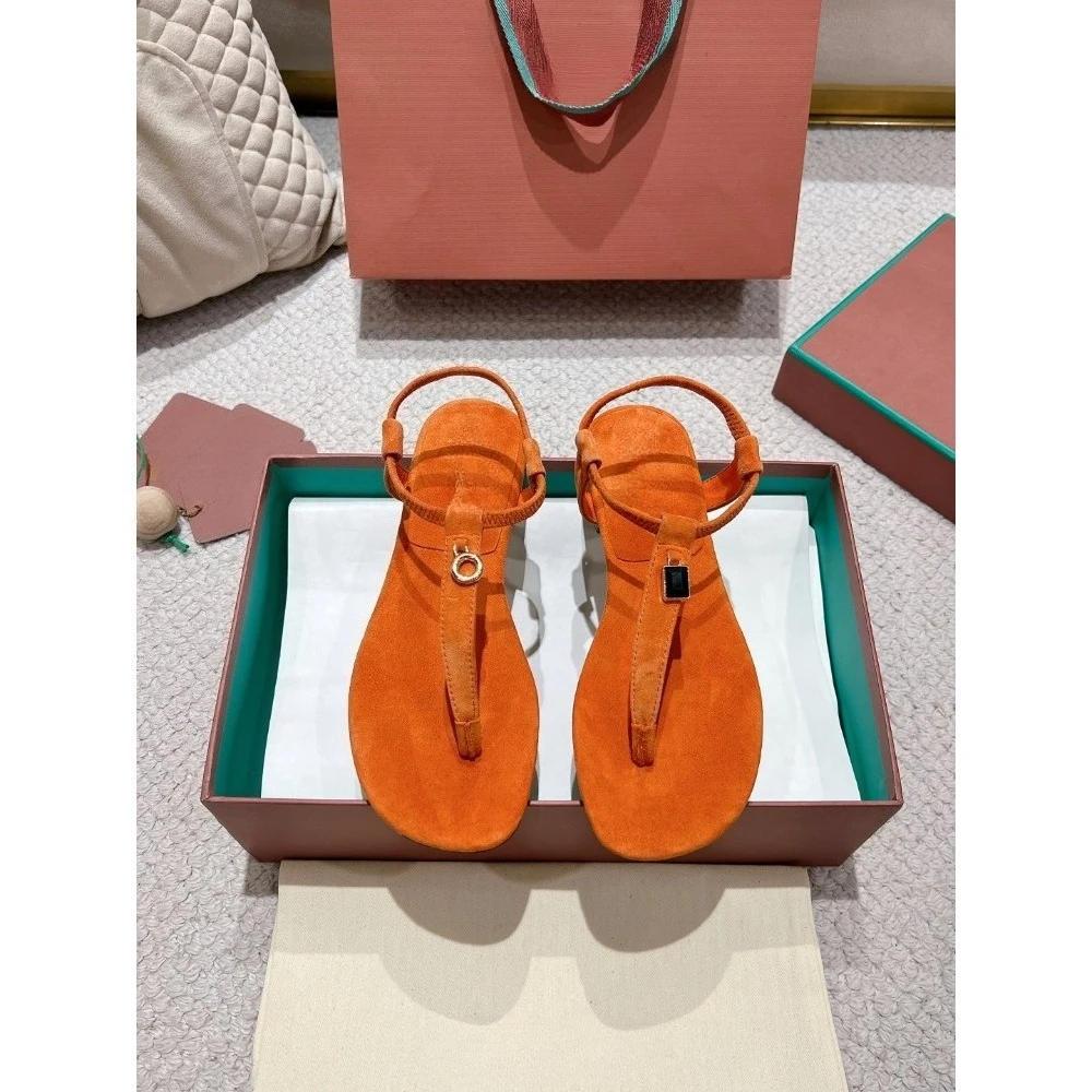 

High-top Beach Shoes for Women'S Flat-soled Casual Sandals Slippers Clip-toe Locks Fashionable Sandals Light Luxury Gifts
