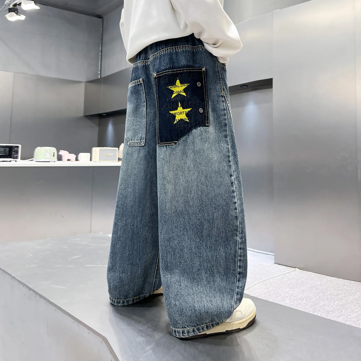 New Fashionable Versatile Boys Jeans Trendy Autumn Spring Summer Collection Kids Medium Small Long Pants Casual Loose Fit