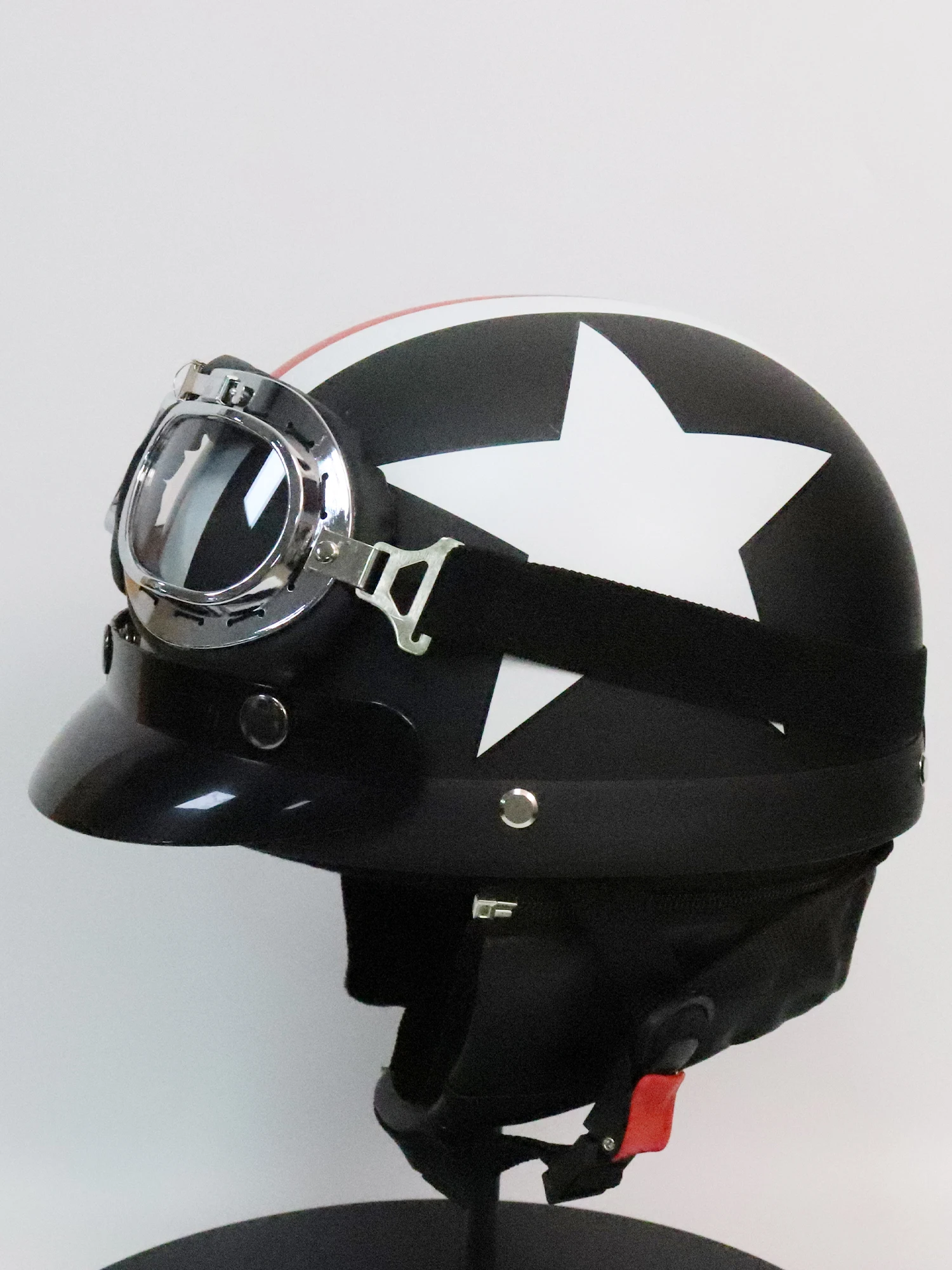 Leather Look Motorcycle Helmet, Safe Riding for Men & Women, Four Seasons, French & American Retro Style with Neck Gaiter