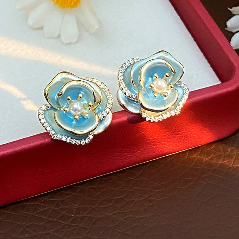 Fashion Cute Small Flower Stud Earrings for Women Pink Blue Enamel Oil Petal Earrings Korean Sweet Party Jewelry Girls Gift