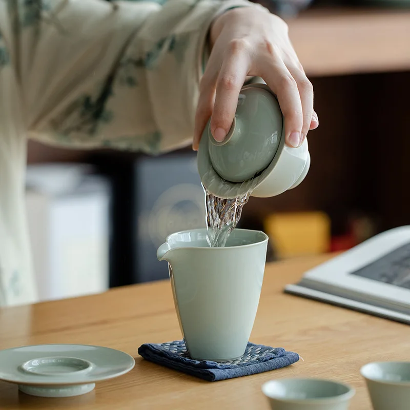 أغنية Qingze تغطي الوعاء بشكل مهل الكونغ فو ثلاثة المواهب غطاء الوعاء صنع وعاء الشاي صنع السيراميك Gaiwan