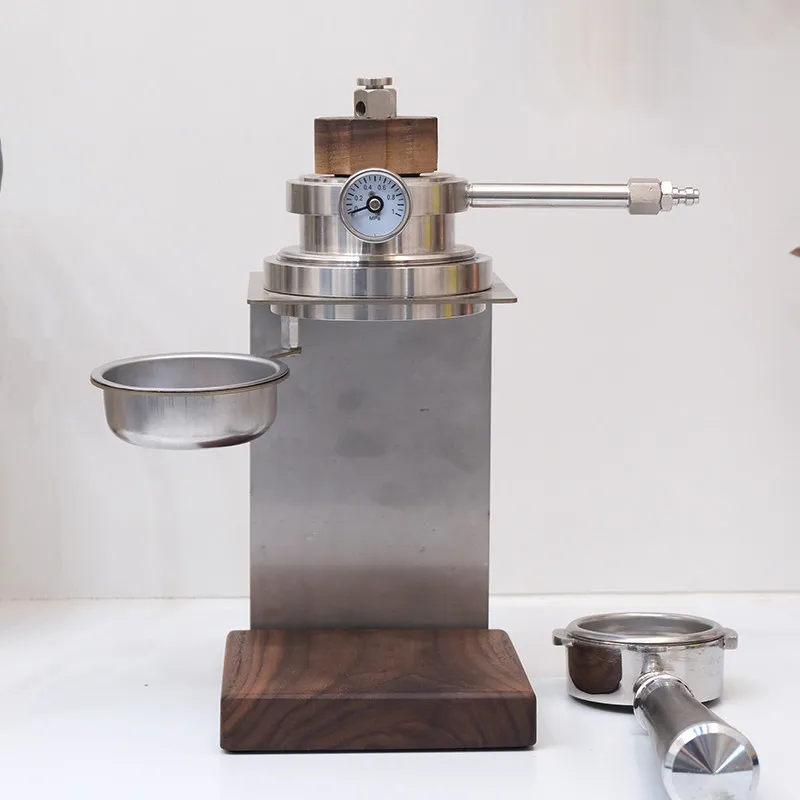 Pneumatic coffee machine Variable pressure extraction Outdoor camping