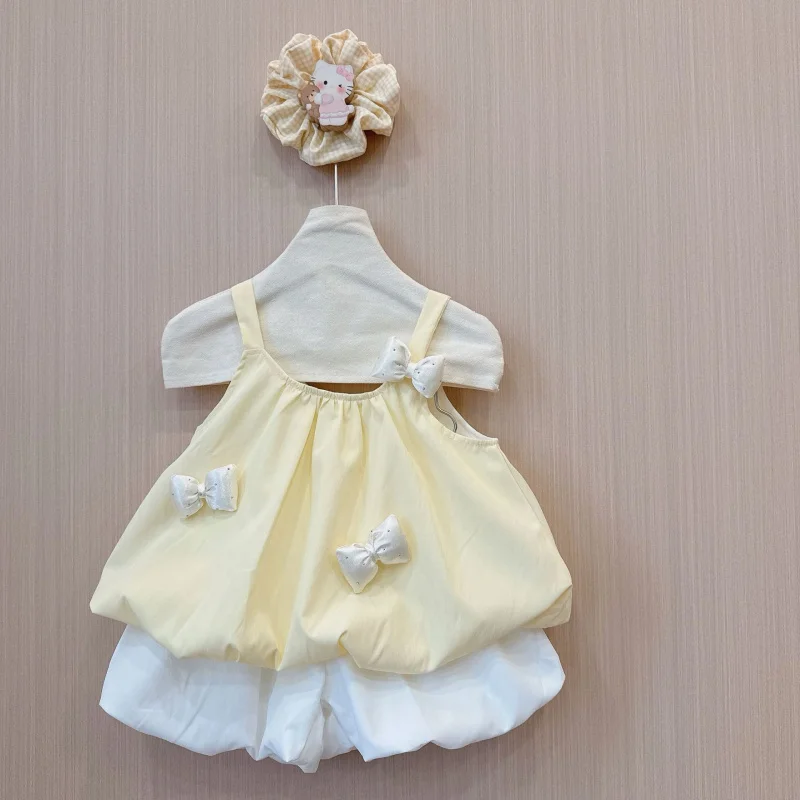 

2026Summer new arrival: baby girl's two-piece set with yellow bow and floral shorts, elegant princess outfit
