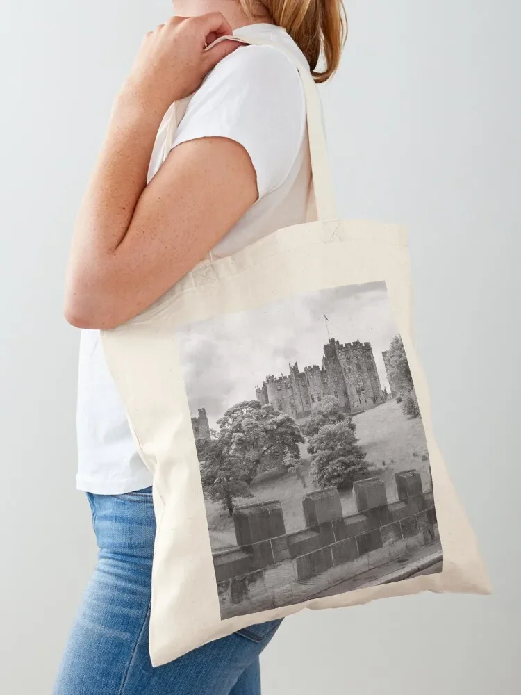 Alnwick Castle in black and white Tote Bag canvas tote bag Big bag