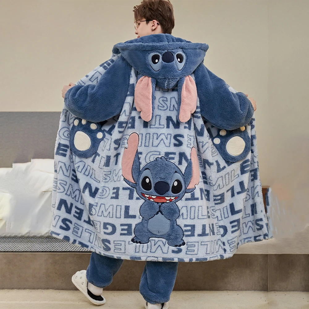 Conjunto de pijamas de terciopelo Kawaii para mujer, 2 uds., dibujos animados Kawaii, bordado de Anime para hombre, ropa de casa gruesa, cálida e informal, bonita para estudiantes